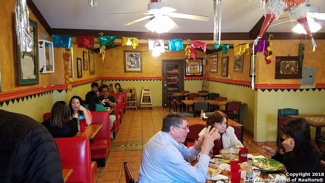 1023 N 1st Ave, Crystal City, TX 78839